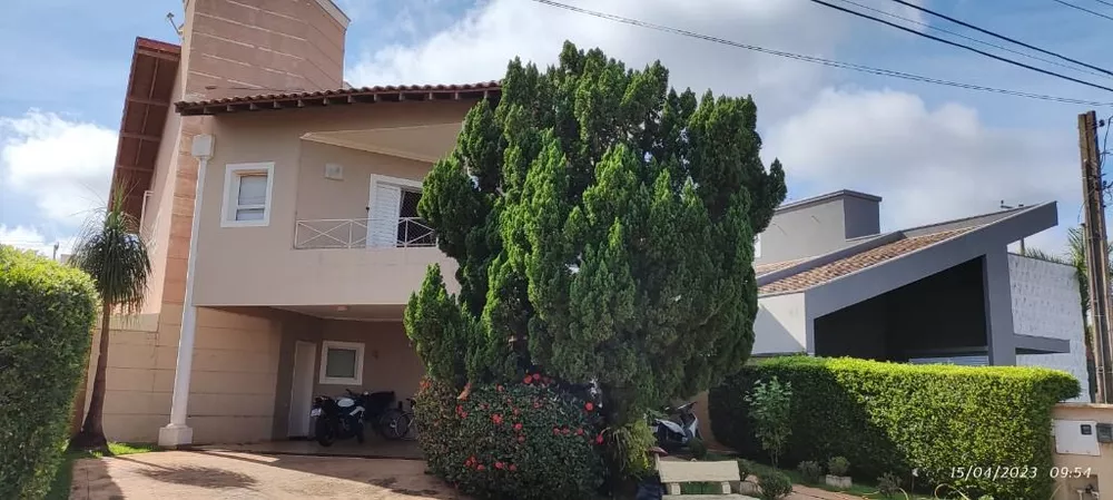 Casa de Condomínio à venda com 3 quartos, 303m² - Foto 1