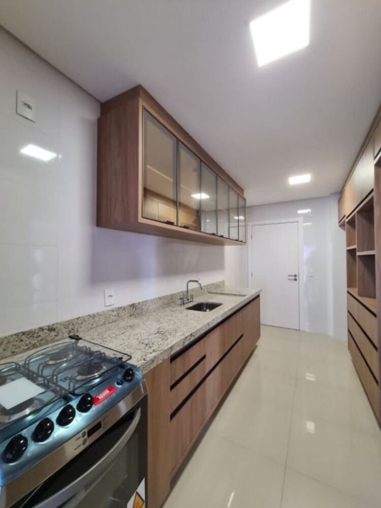 Apartamento, 3 quartos, 140 m² - Foto 2