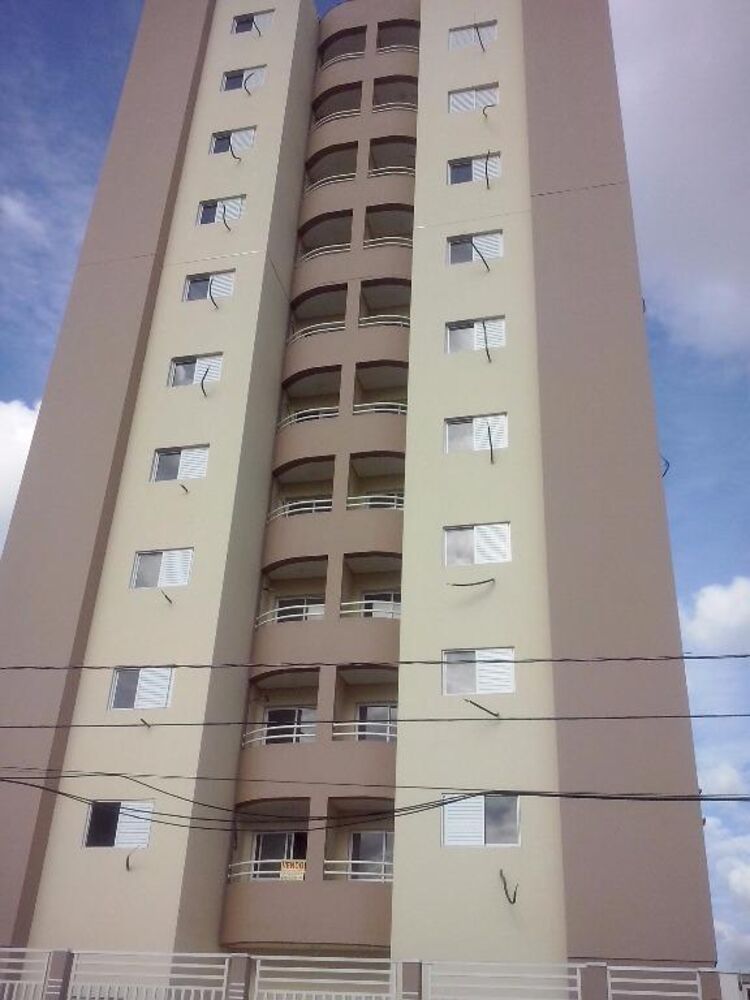 Apartamento à venda com 2 quartos, 65m² - Foto 1