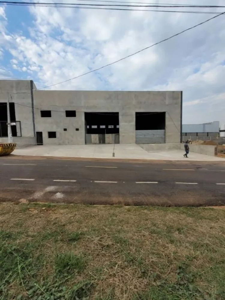 Loja-Salão, 750 m² - Foto 1