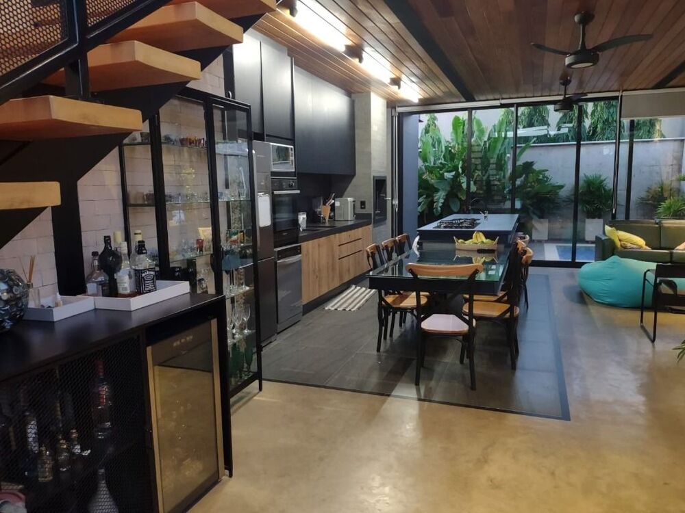 Casa de Condomínio, 4 quartos - Foto 1