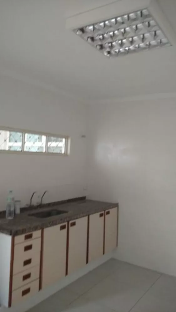 Casa à venda com 4 quartos, 316m² - Foto 5