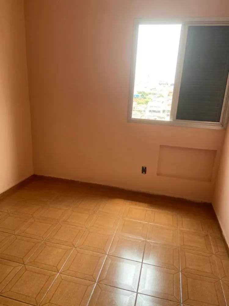 Apartamento à venda com 3 quartos, 105m² - Foto 2