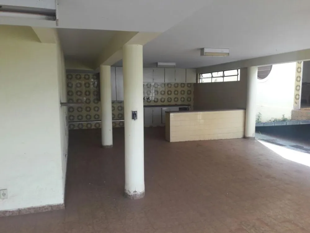 Casa, 3 quartos, 340 m² - Foto 1