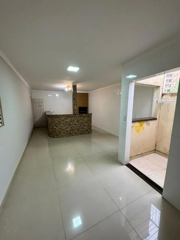 Casa, 4 quartos, 165 m² - Foto 2