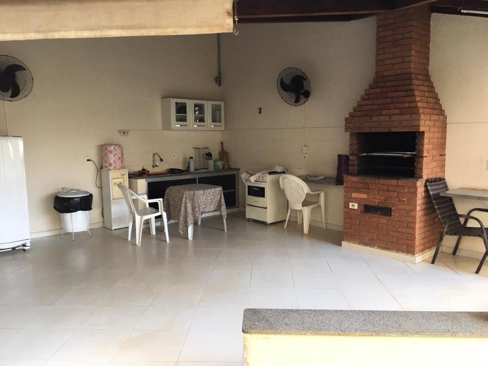 Apartamento, 3 quartos, 100 m² - Foto 1