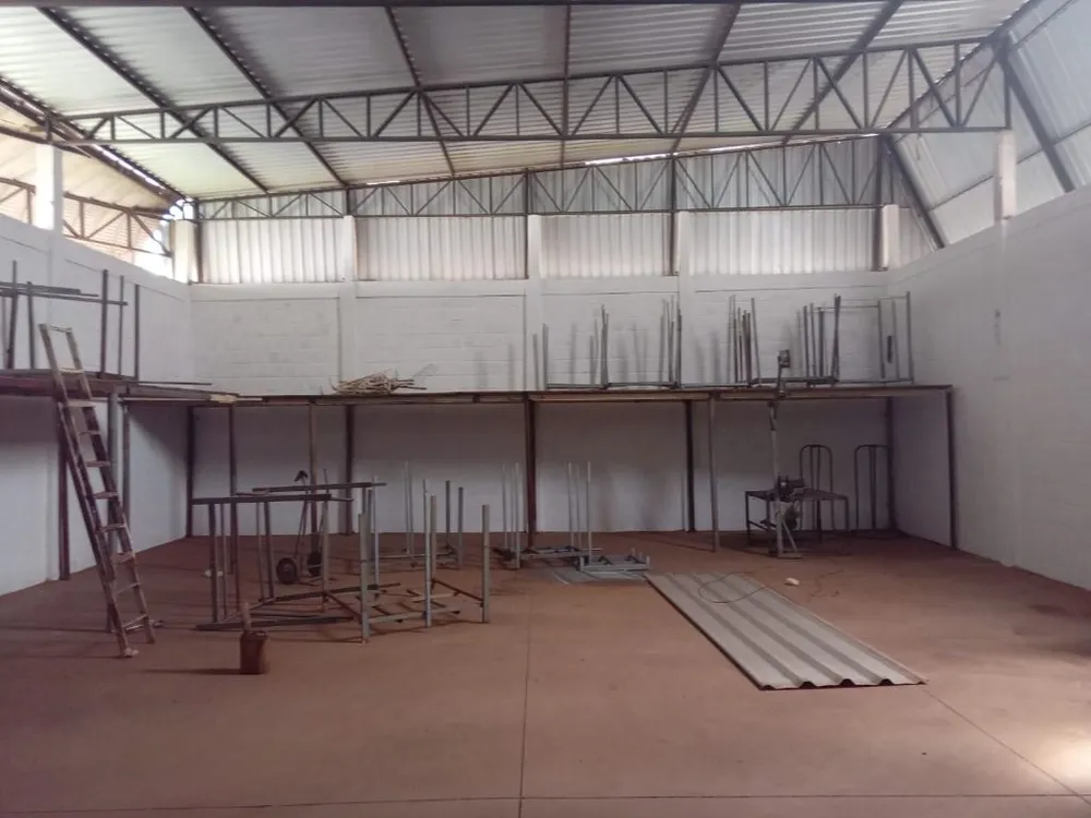 Depósito-Galpão, 1000 m² - Foto 1