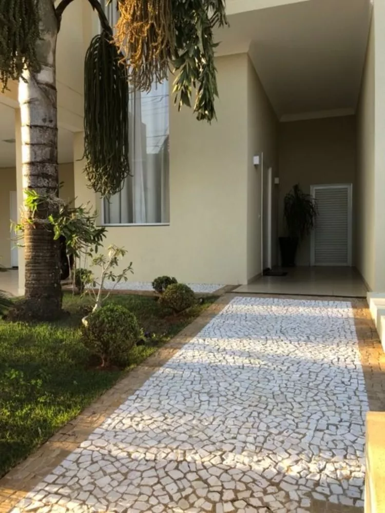 Sobrado, 3 quartos, 370 m² - Foto 2