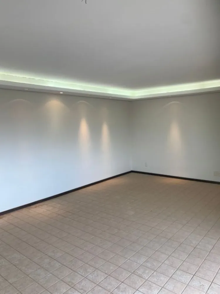 Apartamento, 3 quartos, 158 m² - Foto 1