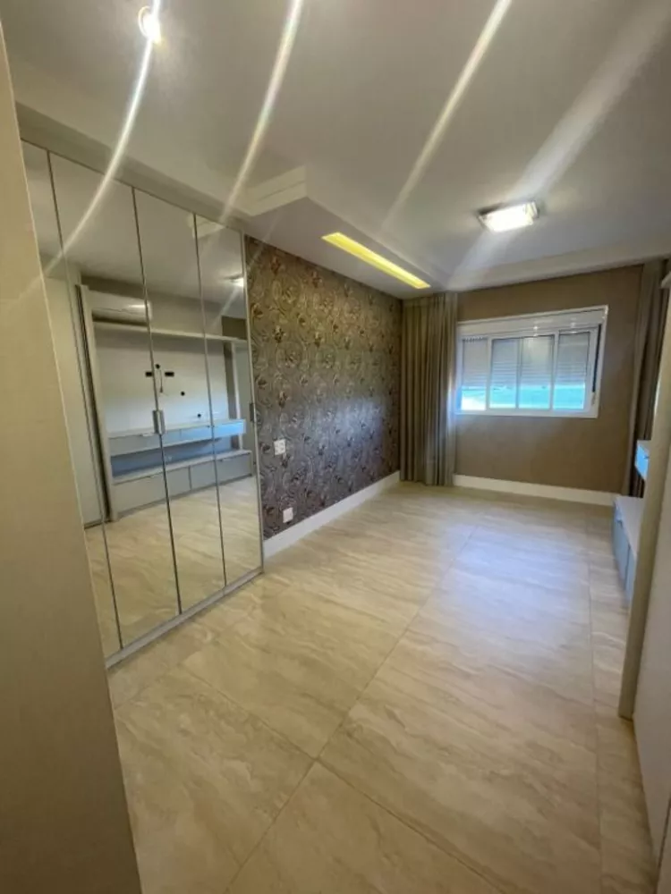 Apartamento, 3 quartos, 174 m² - Foto 2