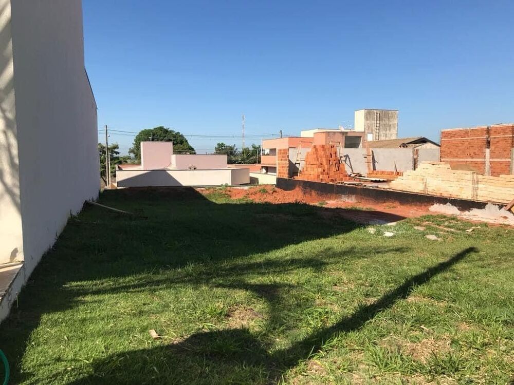 Loteamento e Condomínio, 275 m² - Foto 1