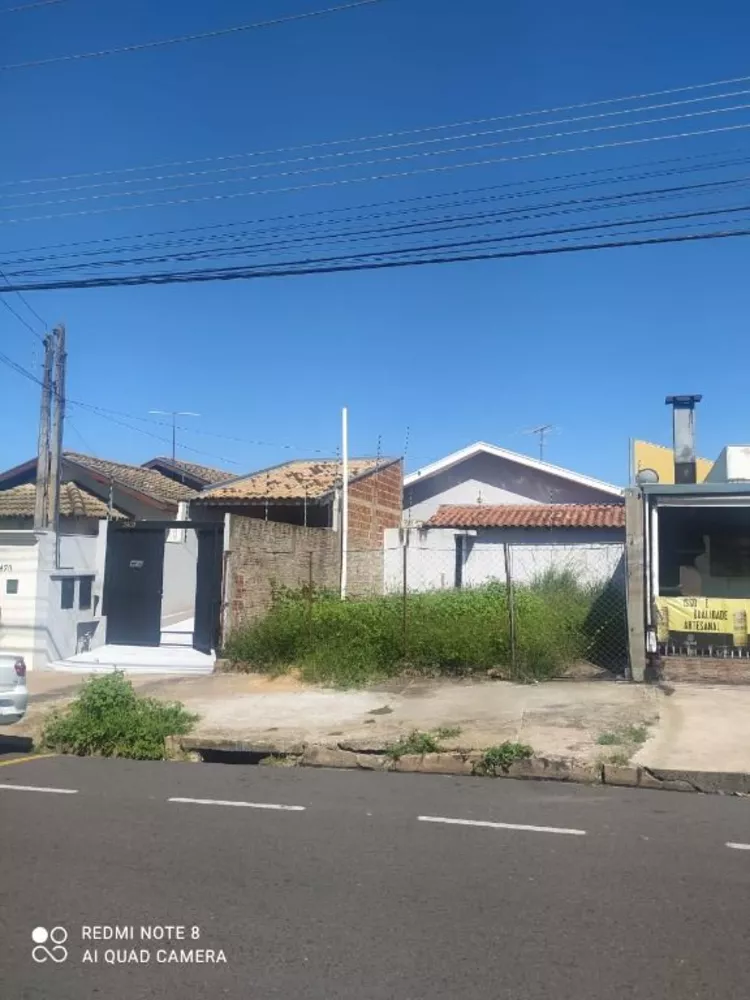 Casa à venda com 3 quartos, 220M2 - Foto 1