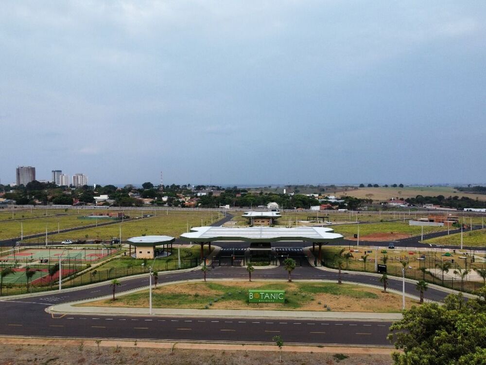 Loteamento e Condomínio, 405 m² - Foto 1