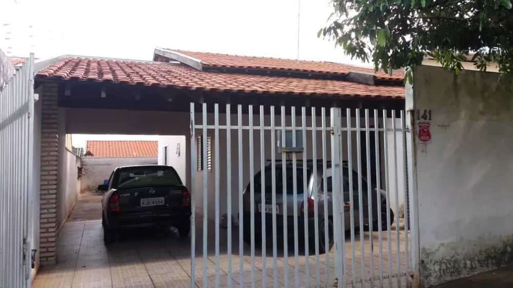 Casa à venda com 2 quartos, 85m² - Foto 1