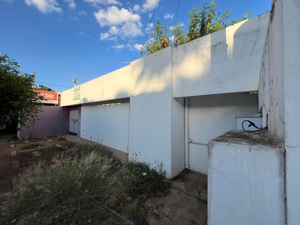 Casa, 4 quartos, 216 m² - Foto 2
