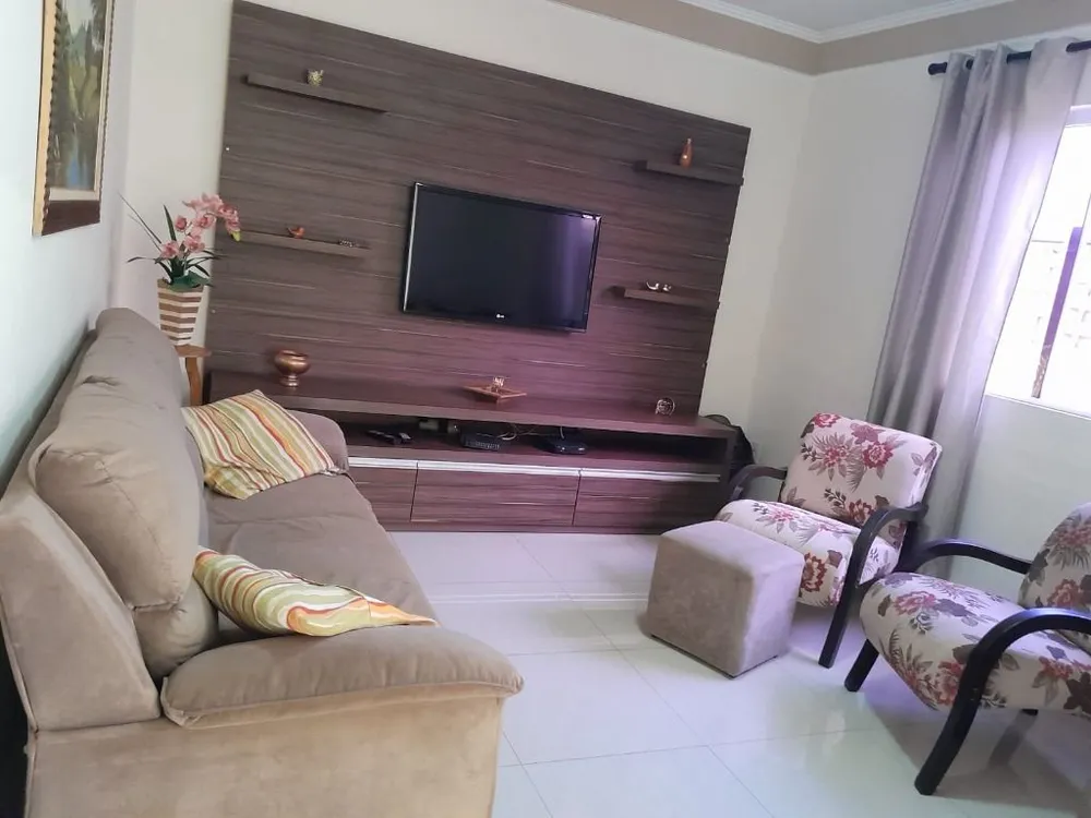 Casa, 3 quartos, 155 m² - Foto 1