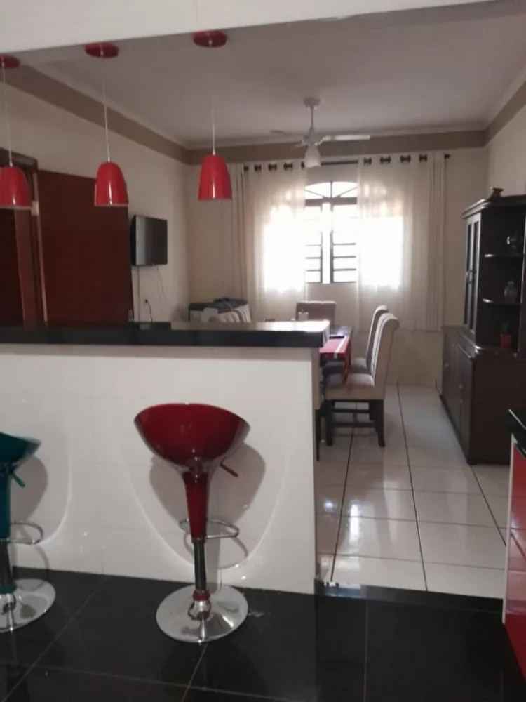 Casa, 3 quartos, 155 m² - Foto 2