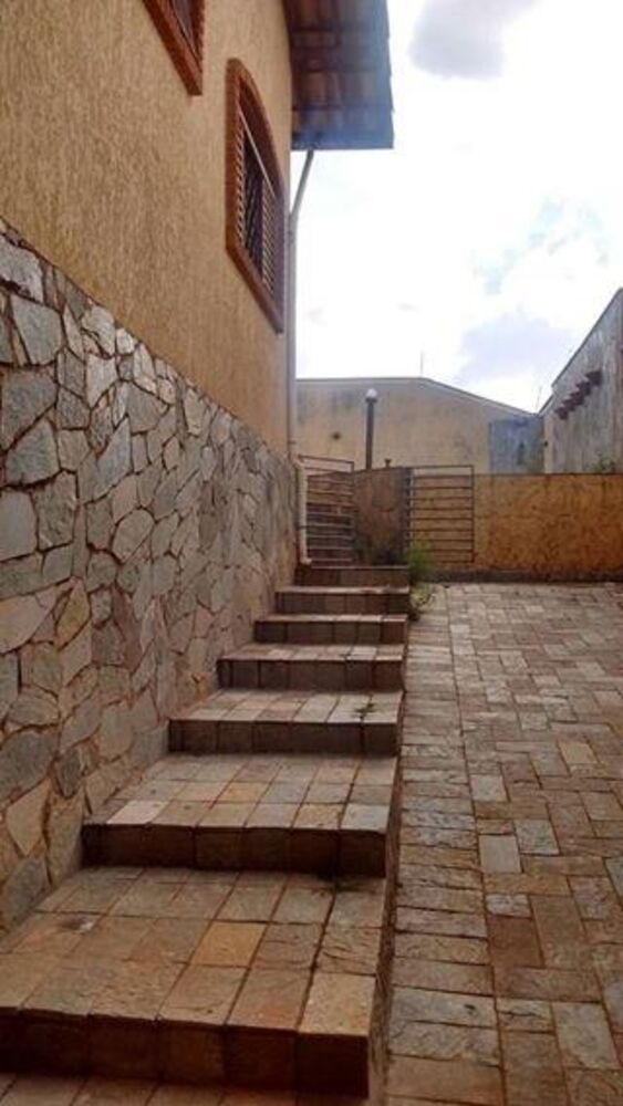Casa à venda com 3 quartos, 460m² - Foto 8