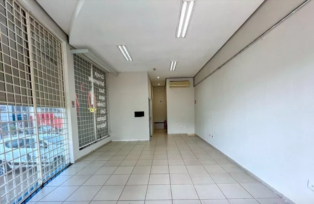 Loja-Salão, 60 m² - Foto 1