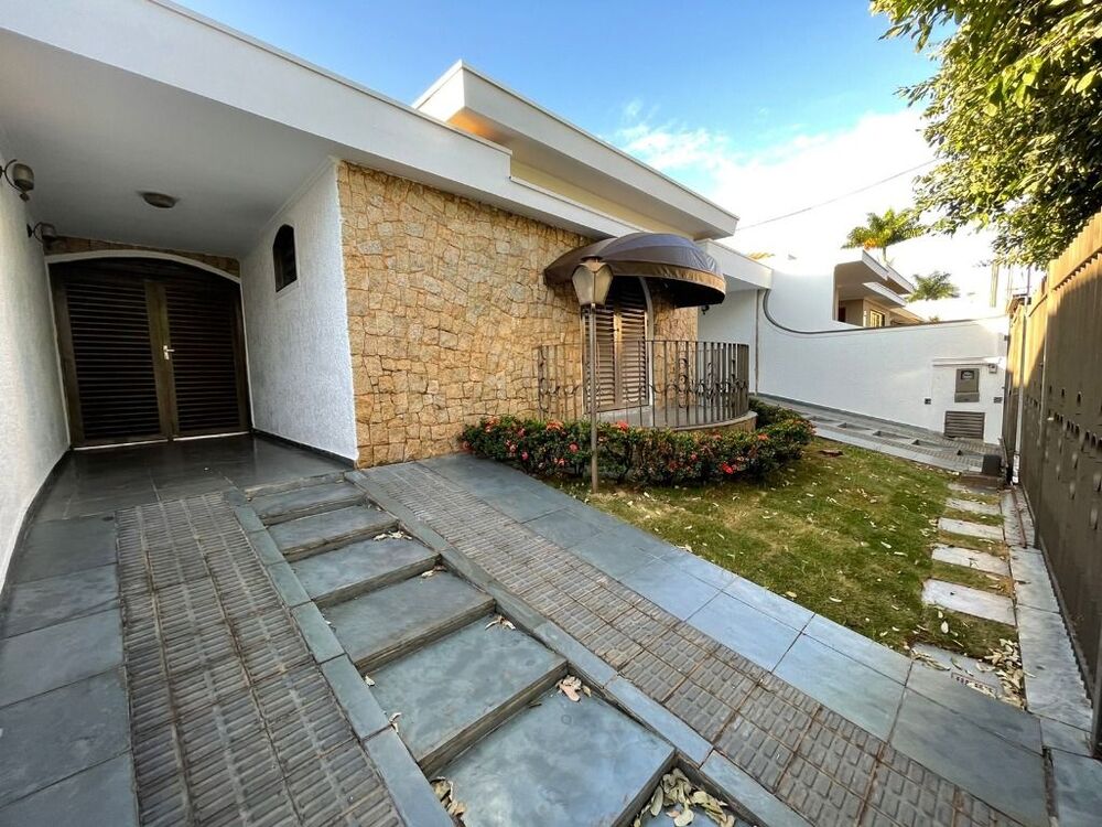 Casa, 3 quartos, 200 m² - Foto 1
