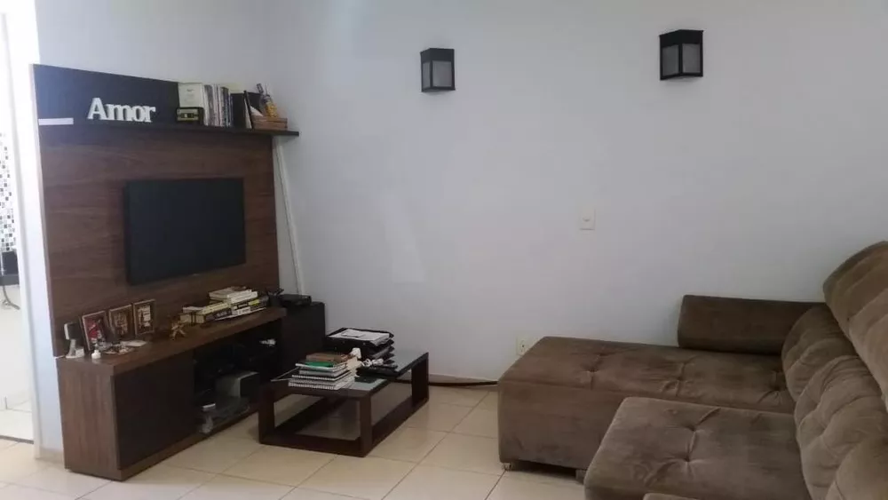 Apartamento à venda com 3 quartos, 130m² - Foto 4