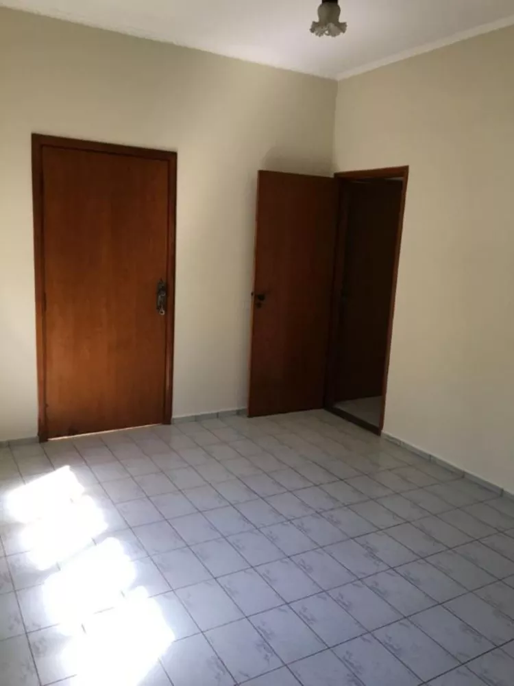 Casa, 3 quartos, 190 m² - Foto 2