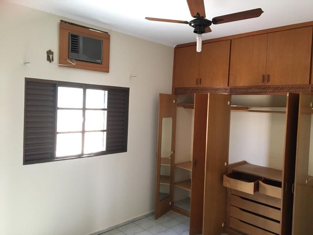 Casa, 3 quartos, 190 m² - Foto 2