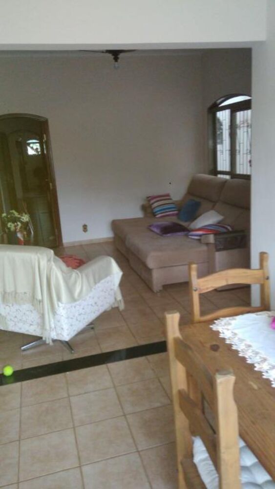 Casa, 4 quartos, 240 m² - Foto 3