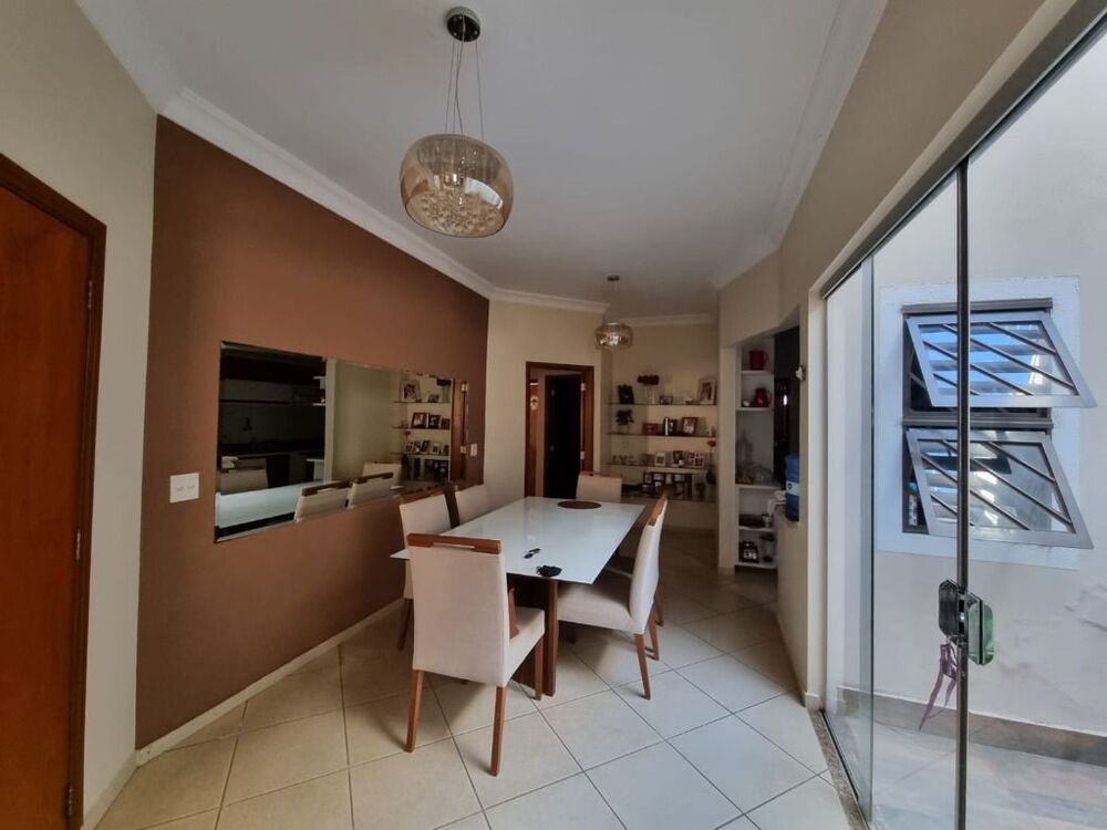 Casa, 3 quartos, 150 m² - Foto 1