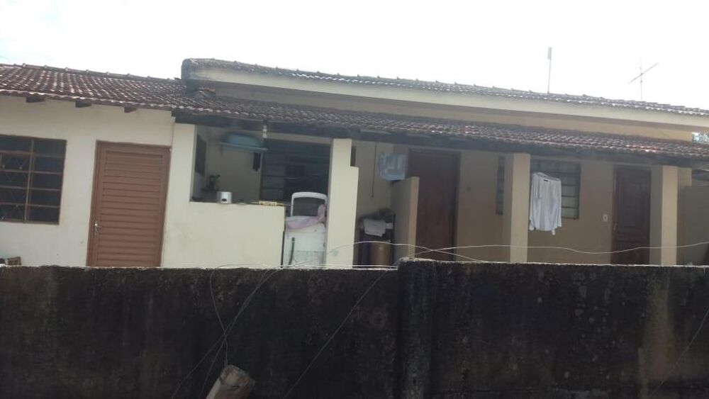 Casa, 2 quartos, 300 m² - Foto 1