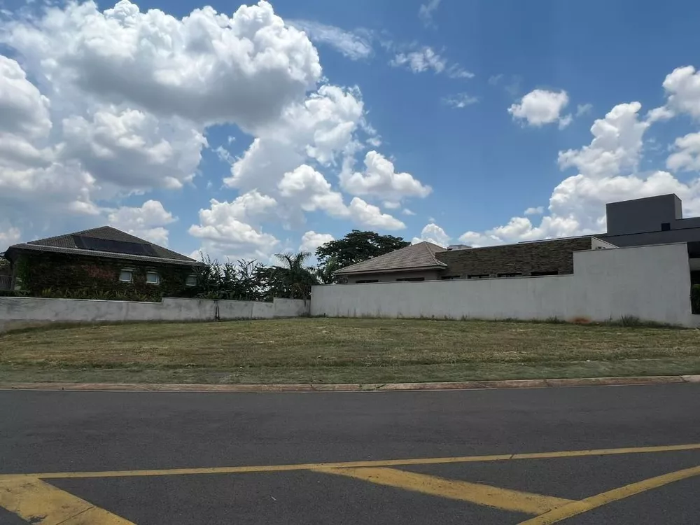 Loteamento e Condomínio, 685 m² - Foto 1