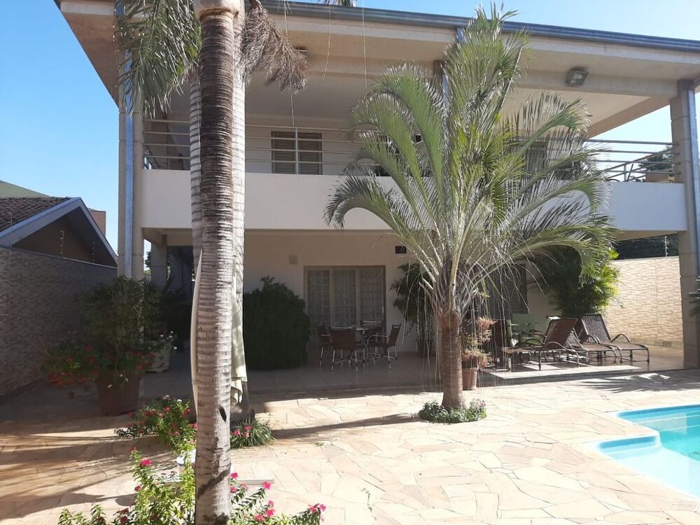 Casa, 3 quartos, 407 m² - Foto 1