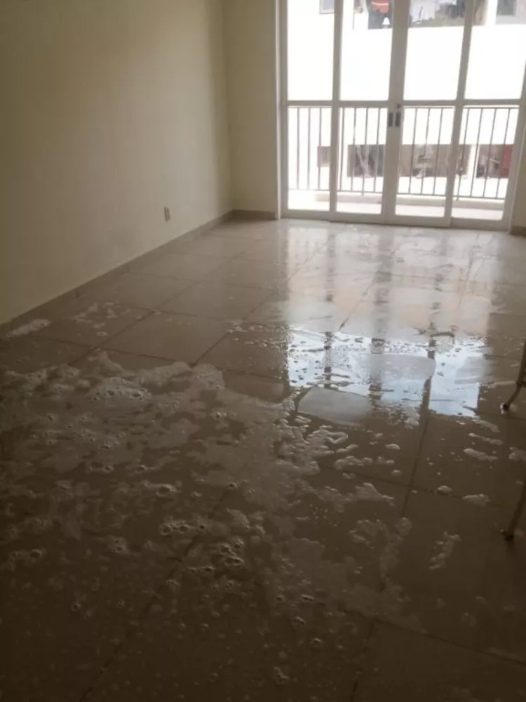 Apartamento, 3 quartos, 100 m² - Foto 2
