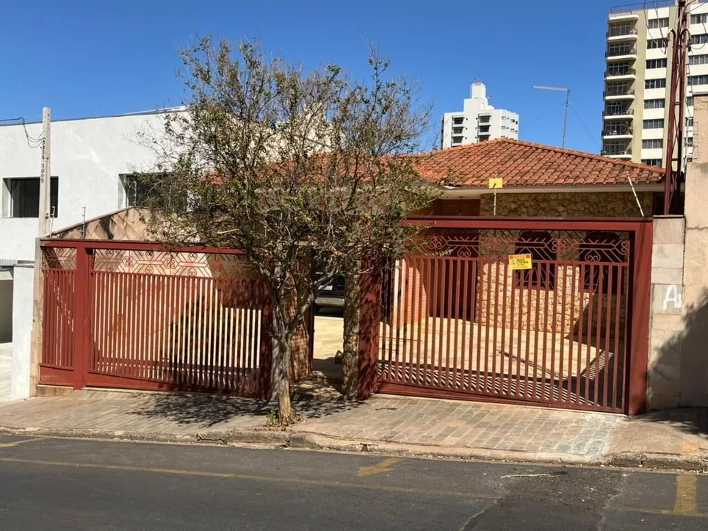 Casa, 4 quartos, 350 m² - Foto 1