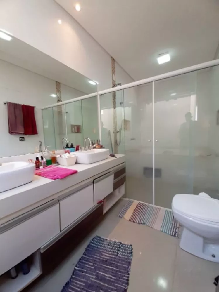 Casa de Condomínio à venda com 4 quartos, 201m² - Foto 3