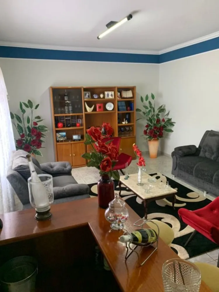 Casa, 3 quartos, 331 m² - Foto 2