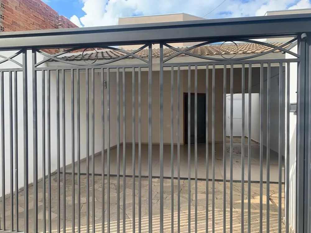 Casa, 3 quartos, 122 m² - Foto 1