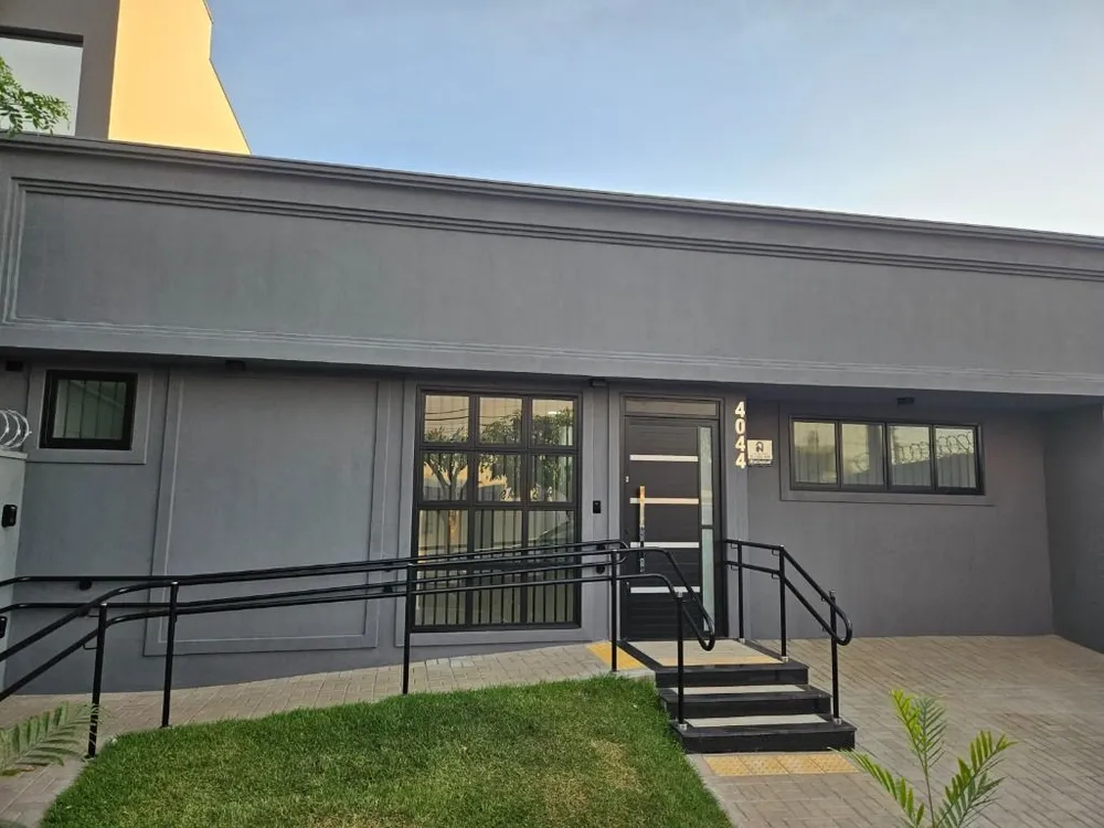 Casa, 4 quartos, 180 m² - Foto 1