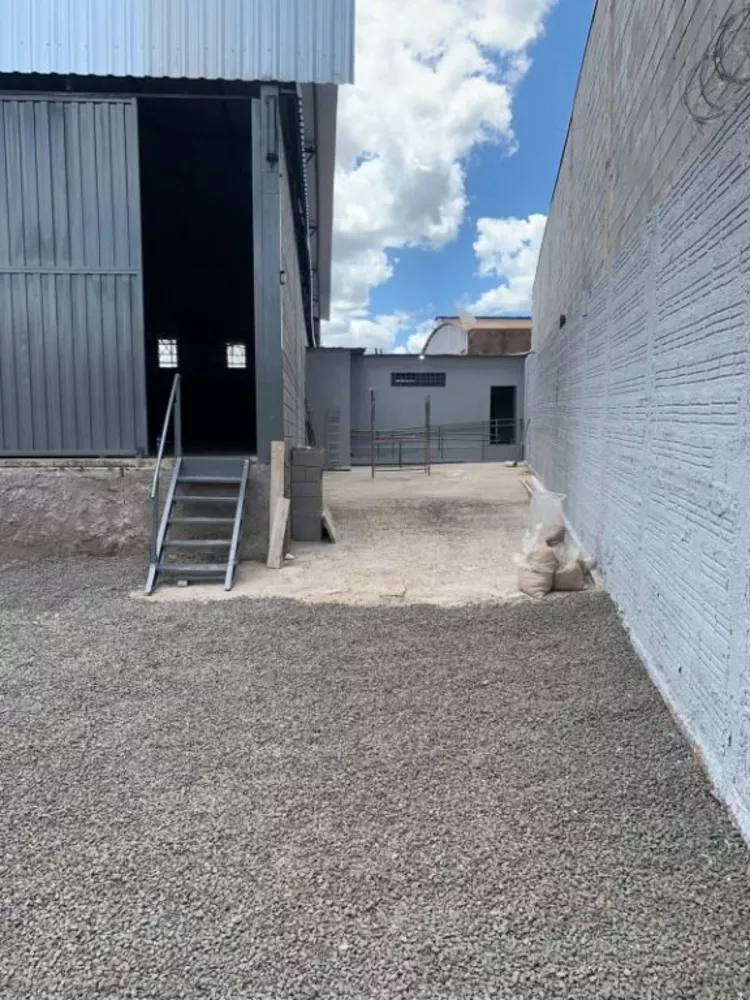 Loja-Salão, 900 m² - Foto 3