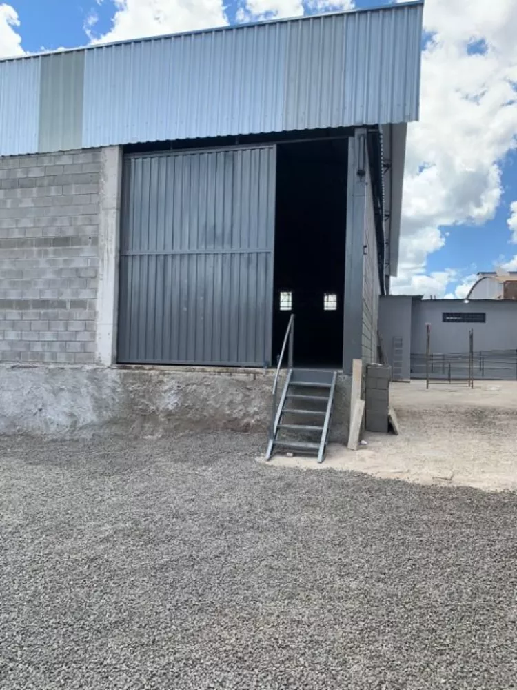 Loja-Salão, 900 m² - Foto 1