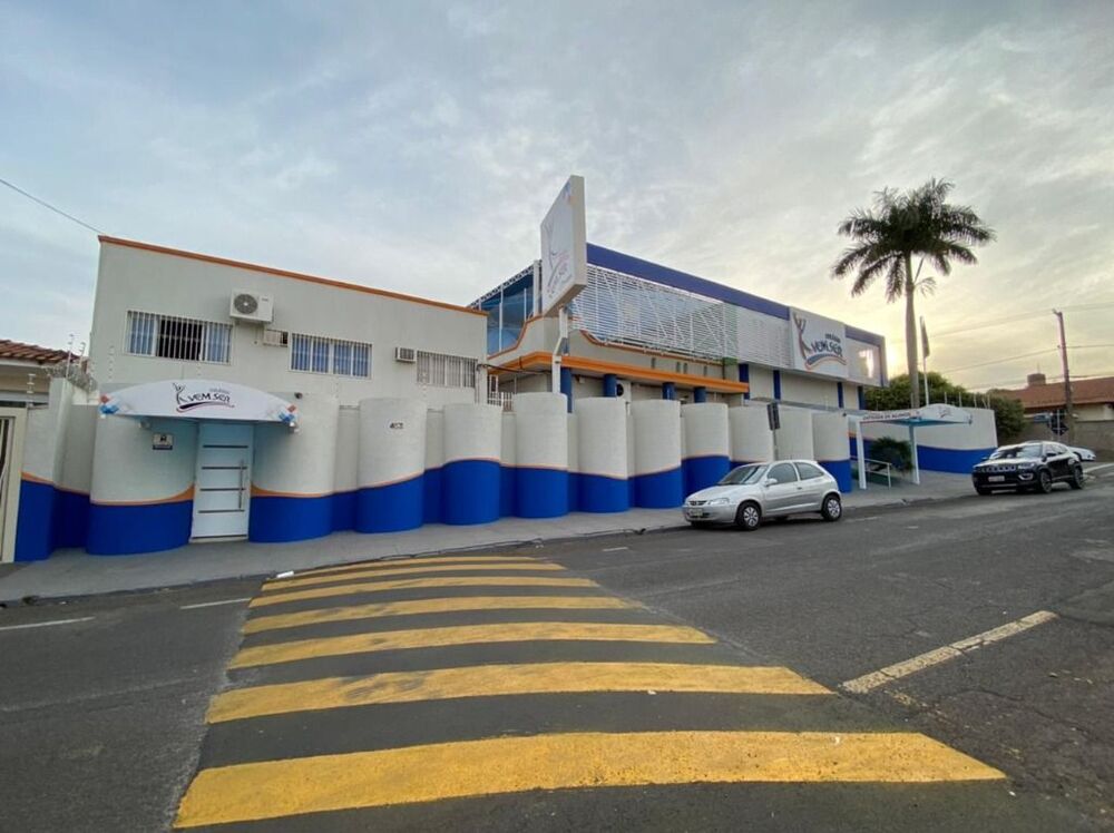 Casa, 3 quartos, 1000 m² - Foto 2