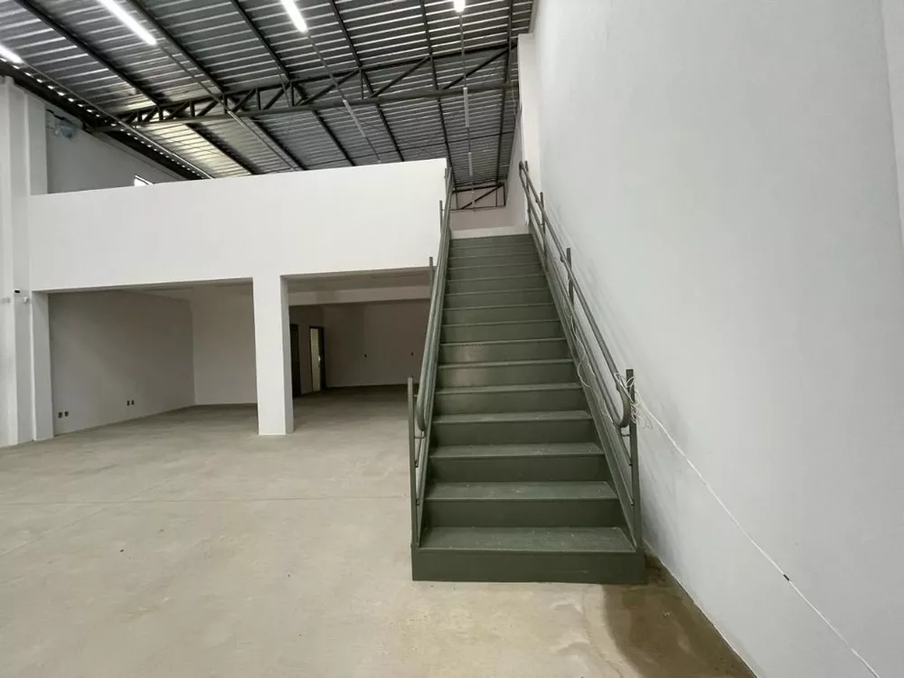 Loja-Salão, 304 m² - Foto 1