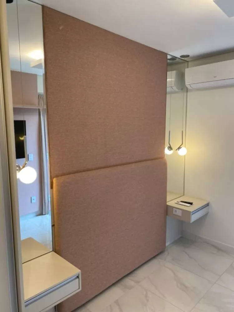 Apartamento à venda com 2 quartos, 78m² - Foto 2