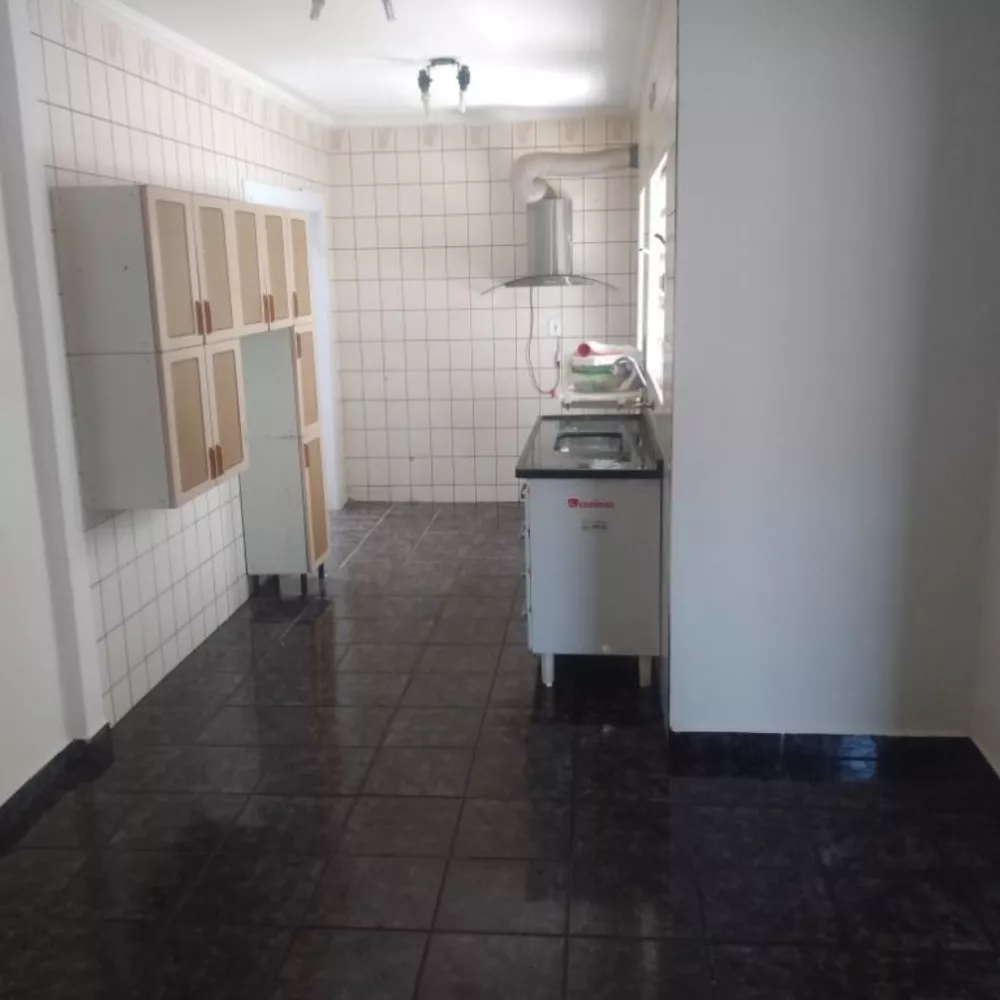 Casa, 4 quartos, 180 m² - Foto 4