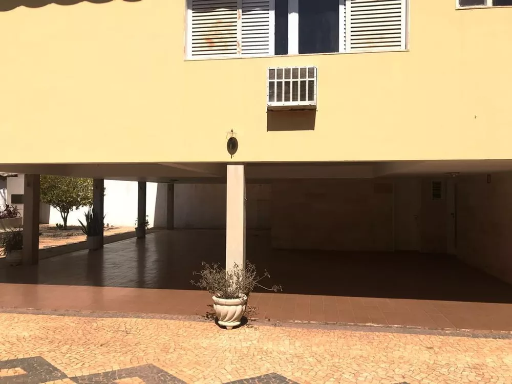 Casa, 3 quartos, 675 m² - Foto 2
