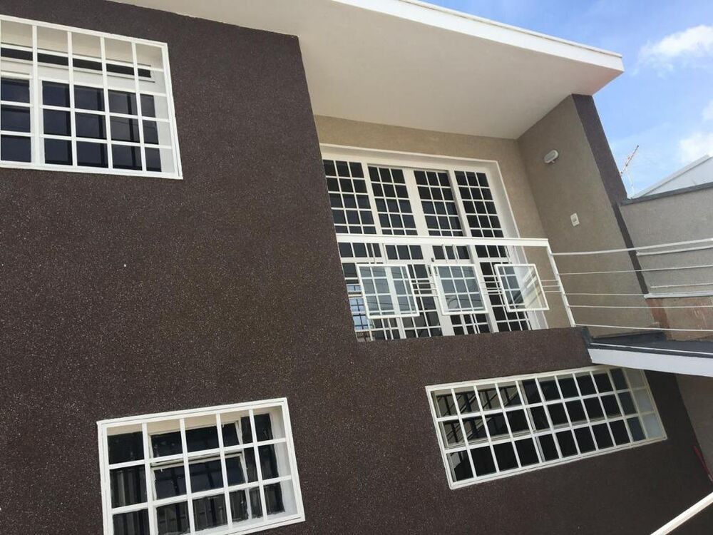 Casa à venda com 3 quartos, 286m² - Foto 4