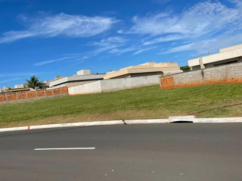 Loteamento e Condomínio, 855 m² - Foto 1