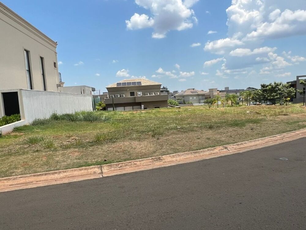 Loteamento e Condomínio, 639 m² - Foto 1