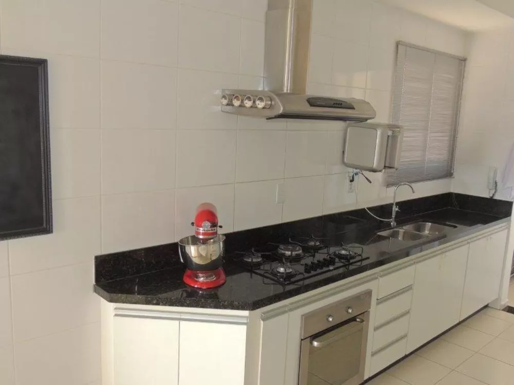 Apartamento à venda com 3 quartos, 104m² - Foto 8