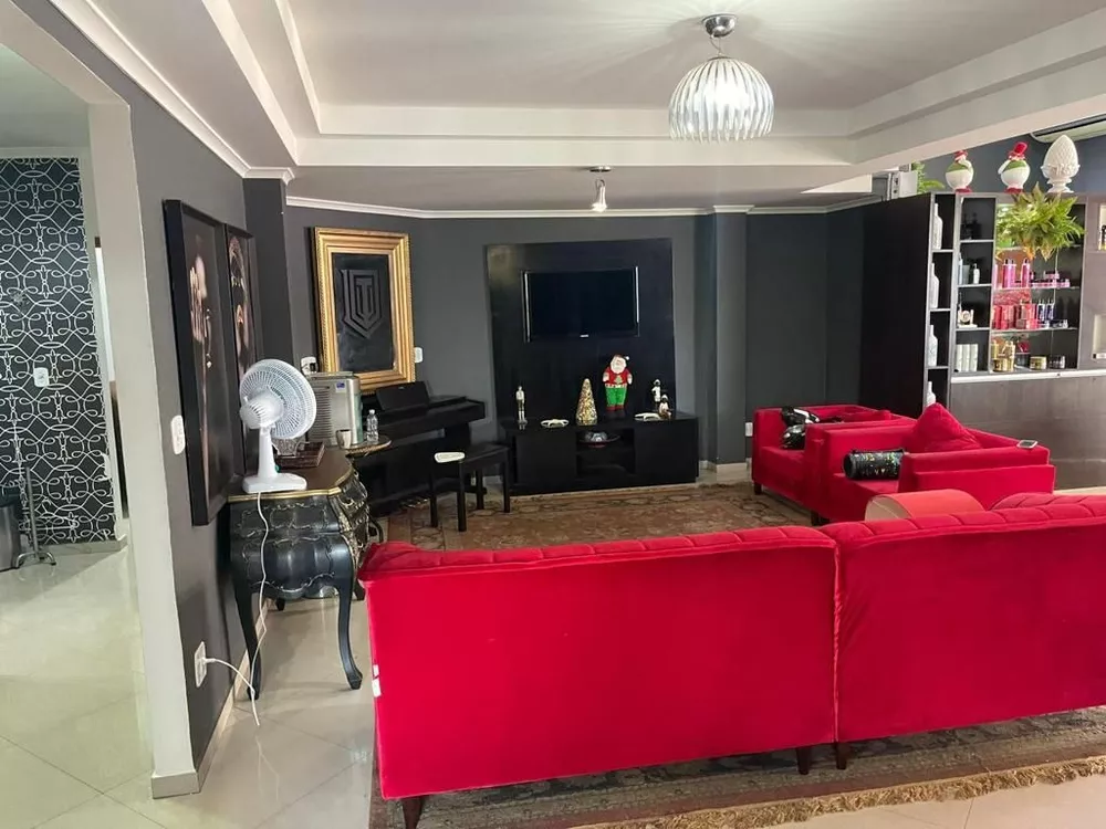 Casa à venda com 4 quartos, 267m² - Foto 4